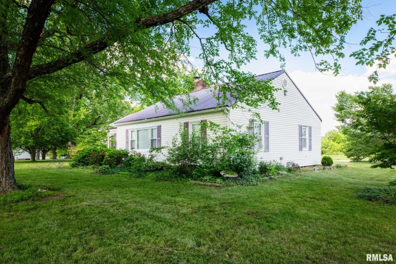 6868 Route 37, Marion, Illinois 62959, 3 Bedrooms Bedrooms, 0 ,1 BathroomBathrooms,Residential,For Sale,Route 37,0,RMAQC4263116