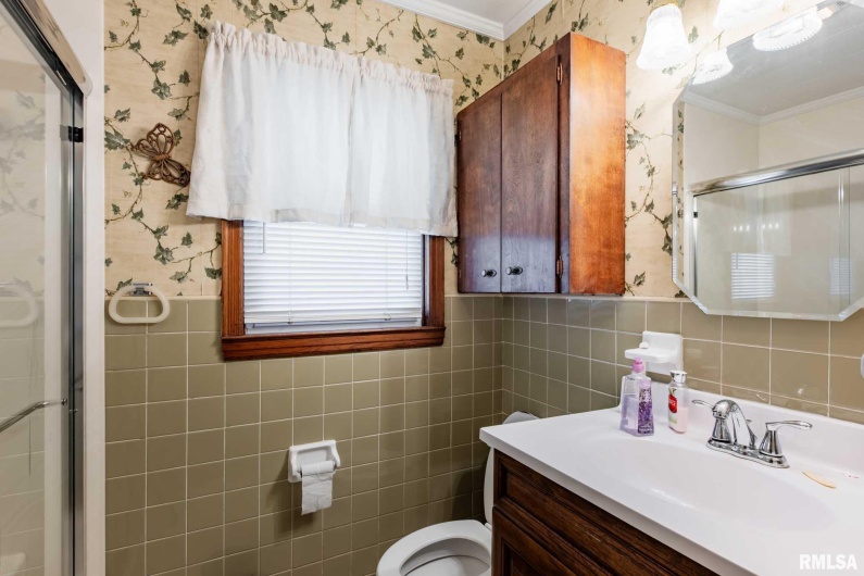 6868 Route 37, Marion, Illinois 62959, 3 Bedrooms Bedrooms, 0 ,1 BathroomBathrooms,Residential,For Sale,Route 37,0,RMAQC4263116