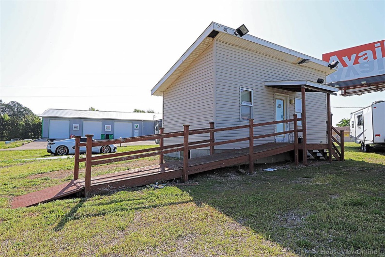 3231 Blake Road, Farmington, Missouri 63640, ,Commercial Sale,For Sale,Blake,MAR25029529