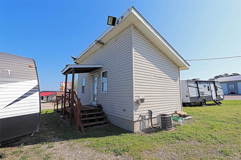 3231 Blake Road, Farmington, Missouri 63640, ,Commercial Sale,For Sale,Blake,MAR25029529