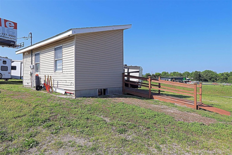 3231 Blake Road, Farmington, Missouri 63640, ,Commercial Sale,For Sale,Blake,MAR25029529