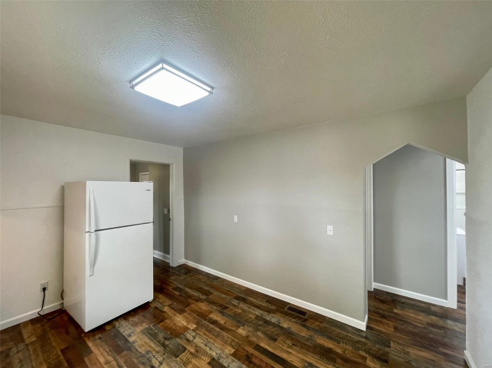 27 Moore Street, Farmington, Missouri 63640, 3 Bedrooms Bedrooms, 6 Rooms Rooms,1 BathroomBathrooms,Residential,For Sale,Moore,MAR25030605