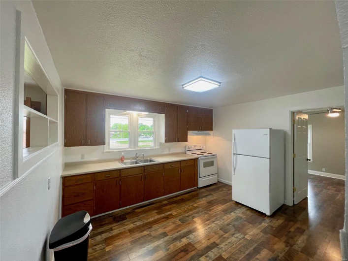 27 Moore Street, Farmington, Missouri 63640, 3 Bedrooms Bedrooms, 6 Rooms Rooms,1 BathroomBathrooms,Residential,For Sale,Moore,MAR25030605