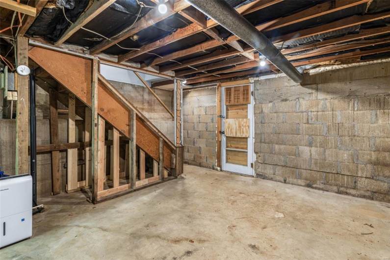 310 4th Street, Park Hills, Missouri 63601, 3 Bedrooms Bedrooms, 9 Rooms Rooms,2 BathroomsBathrooms,Residential,For Sale,4th,MAR25030883