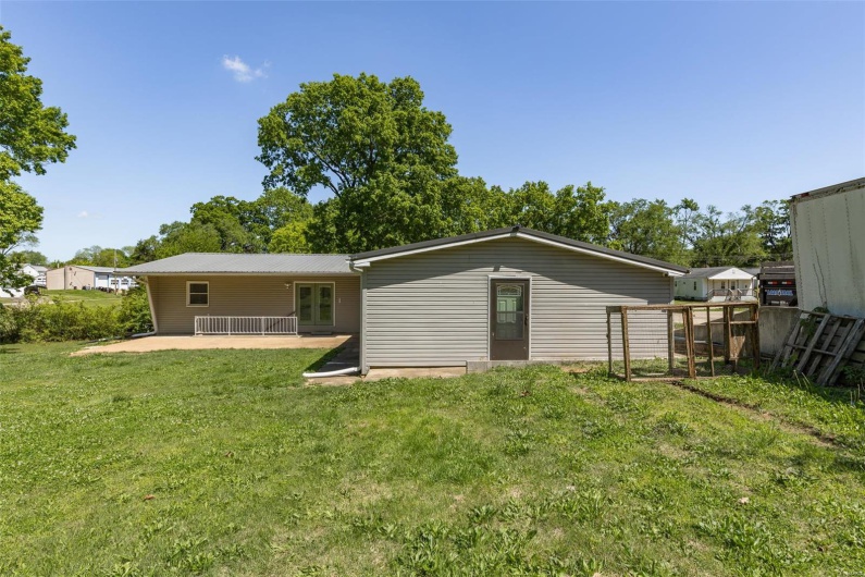 310 4th Street, Park Hills, Missouri 63601, 3 Bedrooms Bedrooms, 9 Rooms Rooms,2 BathroomsBathrooms,Residential,For Sale,4th,MAR25030883