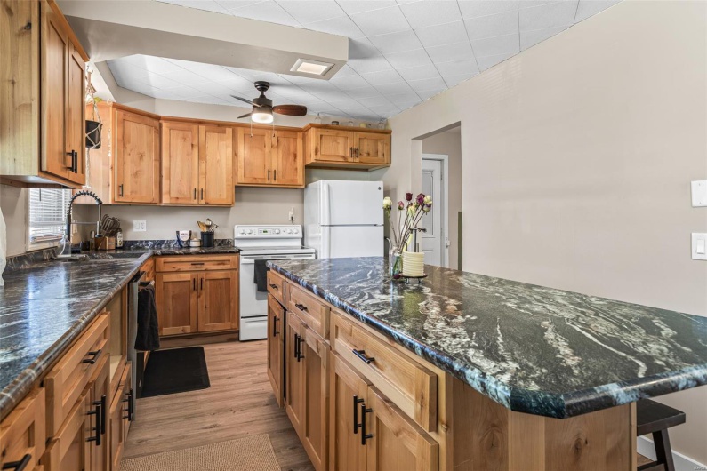 310 4th Street, Park Hills, Missouri 63601, 3 Bedrooms Bedrooms, 9 Rooms Rooms,2 BathroomsBathrooms,Residential,For Sale,4th,MAR25030883