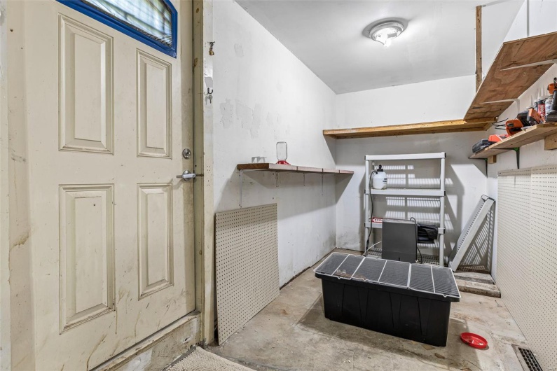 310 4th Street, Park Hills, Missouri 63601, 3 Bedrooms Bedrooms, 9 Rooms Rooms,2 BathroomsBathrooms,Residential,For Sale,4th,MAR25030883