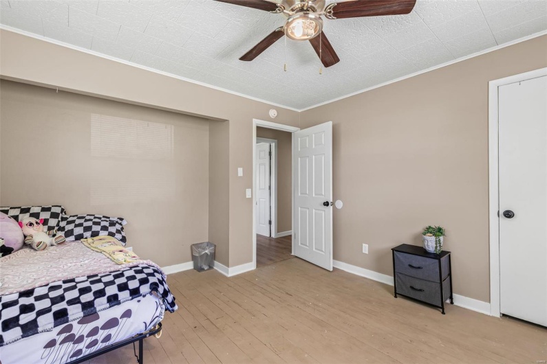 310 4th Street, Park Hills, Missouri 63601, 3 Bedrooms Bedrooms, 9 Rooms Rooms,2 BathroomsBathrooms,Residential,For Sale,4th,MAR25030883