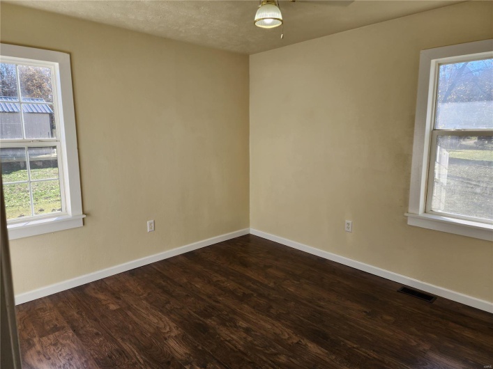 308 Navajo Dr., Piedmont, Missouri 63957, 4 Bedrooms Bedrooms, 8 Rooms Rooms,1 BathroomBathrooms,Residential,For Sale,Navajo Dr.,MAR24069891