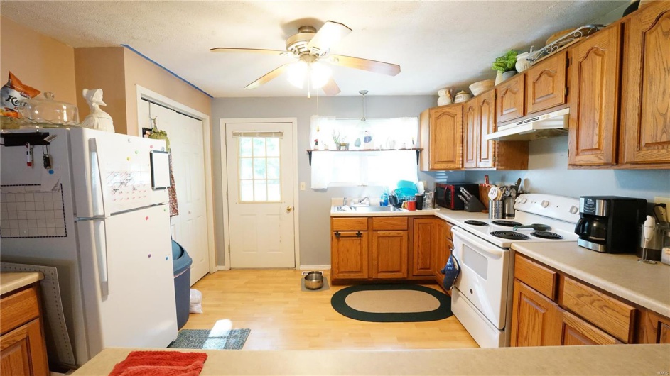 811 Catalpa St, Dexter, Missouri 63841, 2 Bedrooms Bedrooms, 4 Rooms Rooms,1 BathroomBathrooms,Residential,For Sale,Catalpa St,MAR25030736