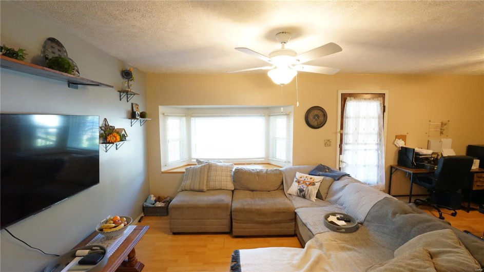 811 Catalpa St, Dexter, Missouri 63841, 2 Bedrooms Bedrooms, 4 Rooms Rooms,1 BathroomBathrooms,Residential,For Sale,Catalpa St,MAR25030736