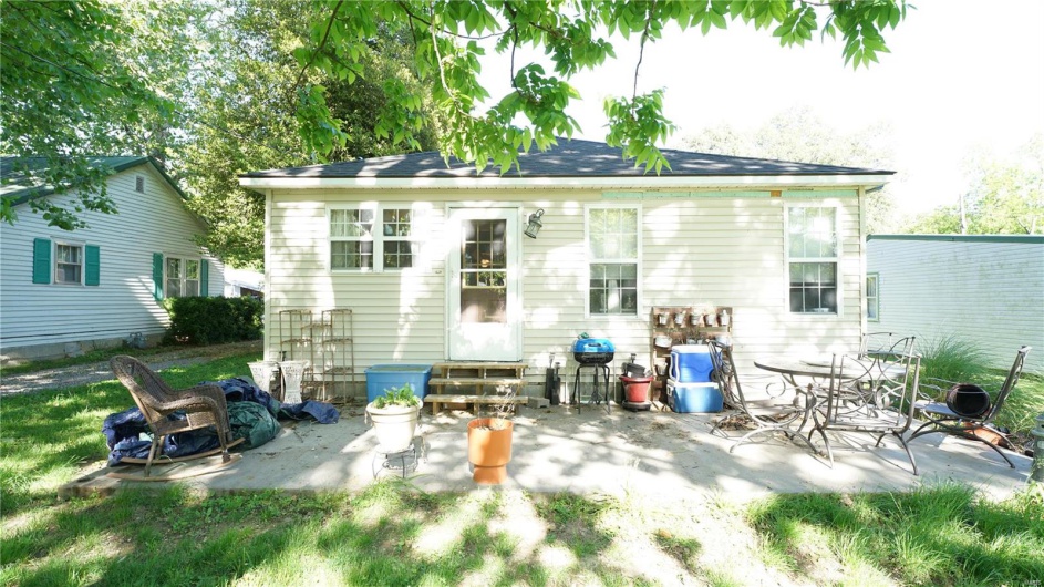 811 Catalpa St, Dexter, Missouri 63841, 2 Bedrooms Bedrooms, 4 Rooms Rooms,1 BathroomBathrooms,Residential,For Sale,Catalpa St,MAR25030736