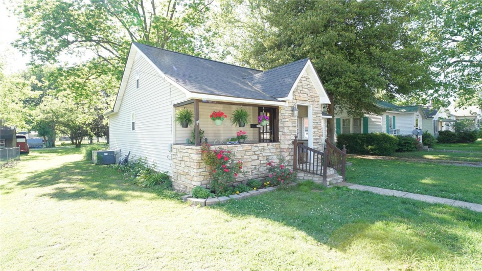 811 Catalpa St, Dexter, Missouri 63841, 2 Bedrooms Bedrooms, 4 Rooms Rooms,1 BathroomBathrooms,Residential,For Sale,Catalpa St,MAR25030736
