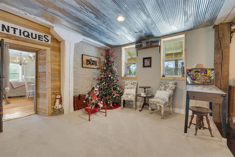 305 Main Street, Ste Genevieve, Missouri 63670, ,Commercial Sale,For Sale,Main,MAR25027835