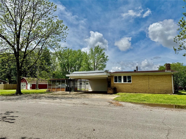 1703 Business Hwy 60, Dexter, Missouri 63841, ,Commercial Sale,For Sale,Business Hwy 60,MAR25030965