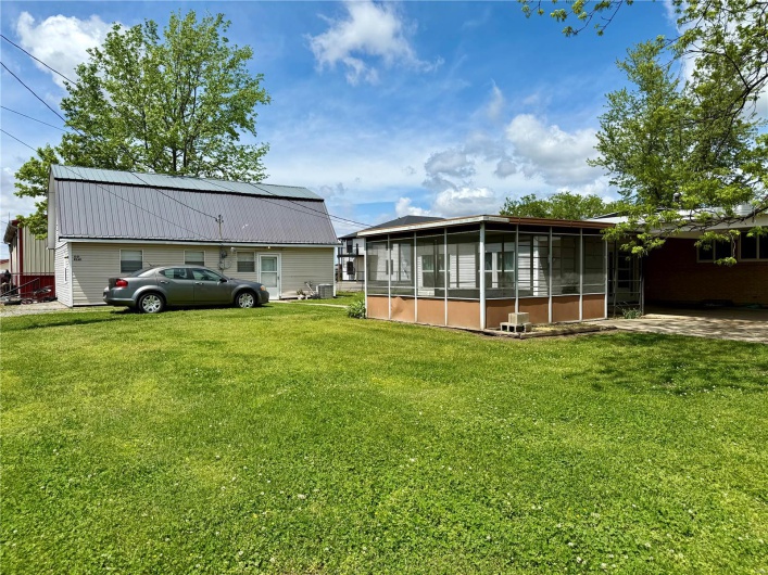 1703 Business Hwy 60, Dexter, Missouri 63841, ,Commercial Sale,For Sale,Business Hwy 60,MAR25030965