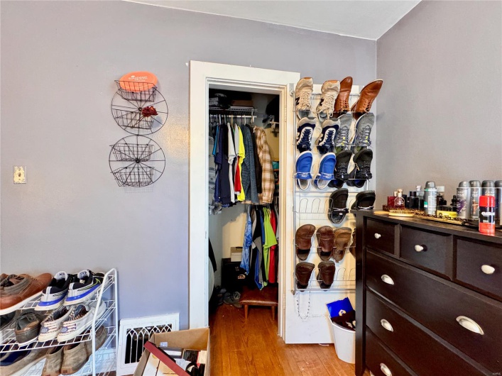 217 Hunter Street, Charleston, Missouri 63834, 3 Bedrooms Bedrooms, 9 Rooms Rooms,1 BathroomBathrooms,Residential,For Sale,Hunter,MAR25030908