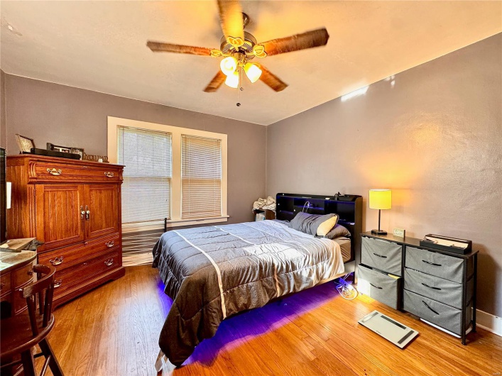 217 Hunter Street, Charleston, Missouri 63834, 3 Bedrooms Bedrooms, 9 Rooms Rooms,1 BathroomBathrooms,Residential,For Sale,Hunter,MAR25030908