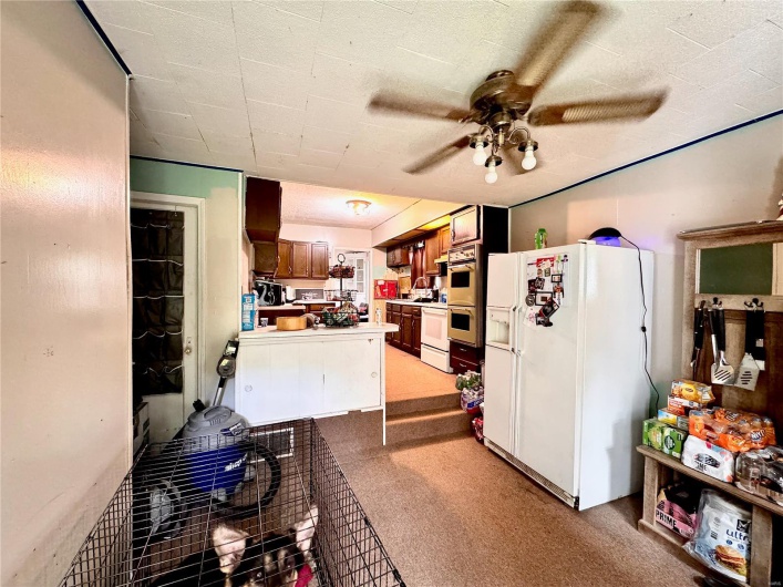 217 Hunter Street, Charleston, Missouri 63834, 3 Bedrooms Bedrooms, 9 Rooms Rooms,1 BathroomBathrooms,Residential,For Sale,Hunter,MAR25030908