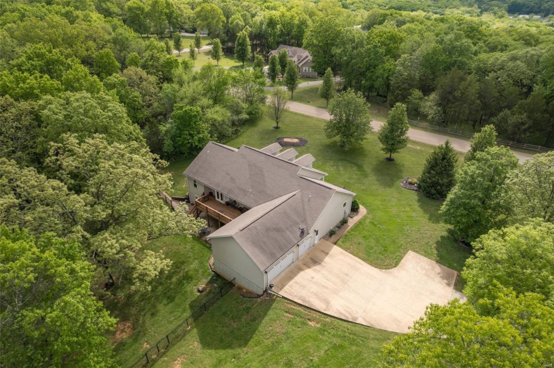 143 Big River Drive, Bonne Terre, Missouri 63628, 5 Bedrooms Bedrooms, 17 Rooms Rooms,3 BathroomsBathrooms,Residential,For Sale,Big River Drive,MAR25030740