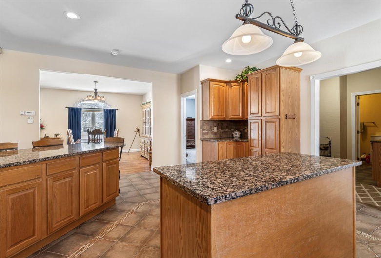 143 Big River Drive, Bonne Terre, Missouri 63628, 5 Bedrooms Bedrooms, 17 Rooms Rooms,3 BathroomsBathrooms,Residential,For Sale,Big River Drive,MAR25030740