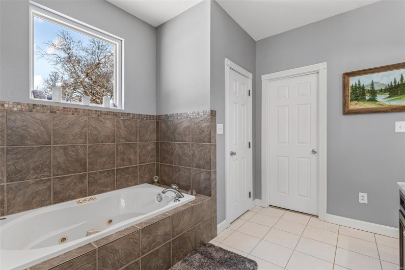 143 Big River Drive, Bonne Terre, Missouri 63628, 5 Bedrooms Bedrooms, 17 Rooms Rooms,3 BathroomsBathrooms,Residential,For Sale,Big River Drive,MAR25030740