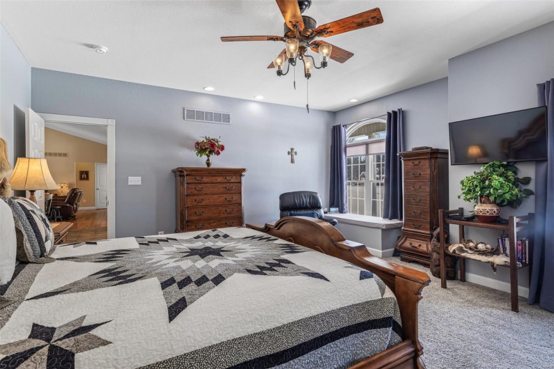 143 Big River Drive, Bonne Terre, Missouri 63628, 5 Bedrooms Bedrooms, 17 Rooms Rooms,3 BathroomsBathrooms,Residential,For Sale,Big River Drive,MAR25030740