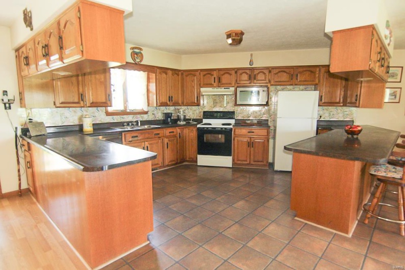 25840 New Mexico Drive, Marble Hill, Missouri 63764, 2 Bedrooms Bedrooms, 5 Rooms Rooms,2 BathroomsBathrooms,Residential,For Sale,New Mexico,MAR25030958