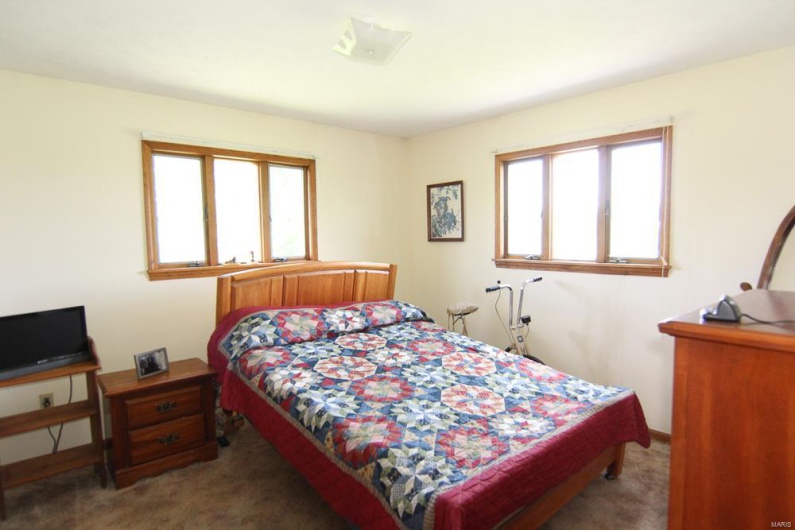 25840 New Mexico Drive, Marble Hill, Missouri 63764, 2 Bedrooms Bedrooms, 5 Rooms Rooms,2 BathroomsBathrooms,Residential,For Sale,New Mexico,MAR25030958