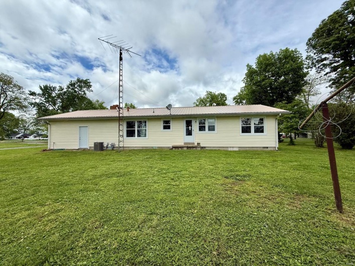 25804 State Highway O, Bell City, Missouri 63771, 3 Bedrooms Bedrooms, 9 Rooms Rooms,1 BathroomBathrooms,Residential,For Sale,State Highway O,MAR25030991