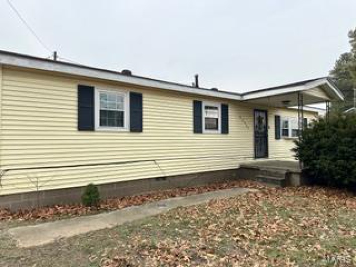 22465 Us Highway 61, Oran, Missouri 63771, 3 Bedrooms Bedrooms, 6 Rooms Rooms,1 BathroomBathrooms,Residential,For Sale,Us Highway 61,MAR25001458