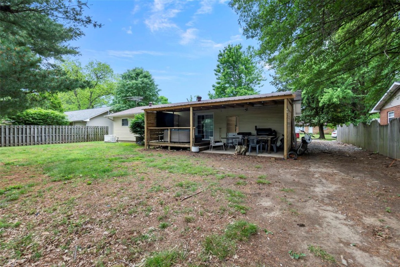 804 Harvard Street, Sikeston, Missouri 63801, 3 Bedrooms Bedrooms, 5 Rooms Rooms,2 BathroomsBathrooms,Residential,For Sale,Harvard,MAR25031095
