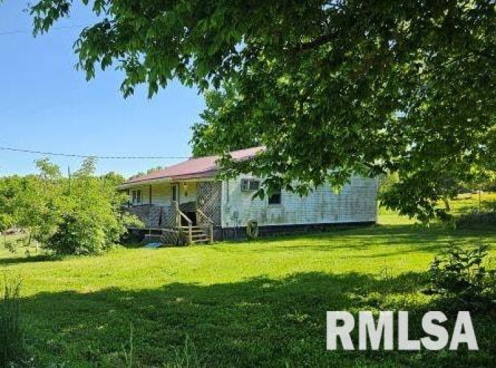 470 Peters Creek Road, Cave In Rock, Illinois 62919, 2 Bedrooms Bedrooms, 0 ,1 BathroomBathrooms,Residential,For Sale,Peters Creek,0,RMAEB457910