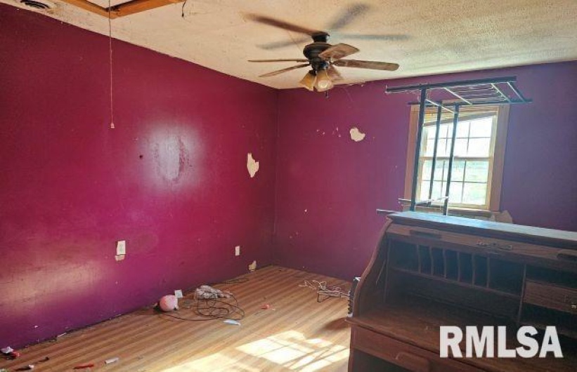 470 Peters Creek Road, Cave In Rock, Illinois 62919, 2 Bedrooms Bedrooms, 0 ,1 BathroomBathrooms,Residential,For Sale,Peters Creek,0,RMAEB457910