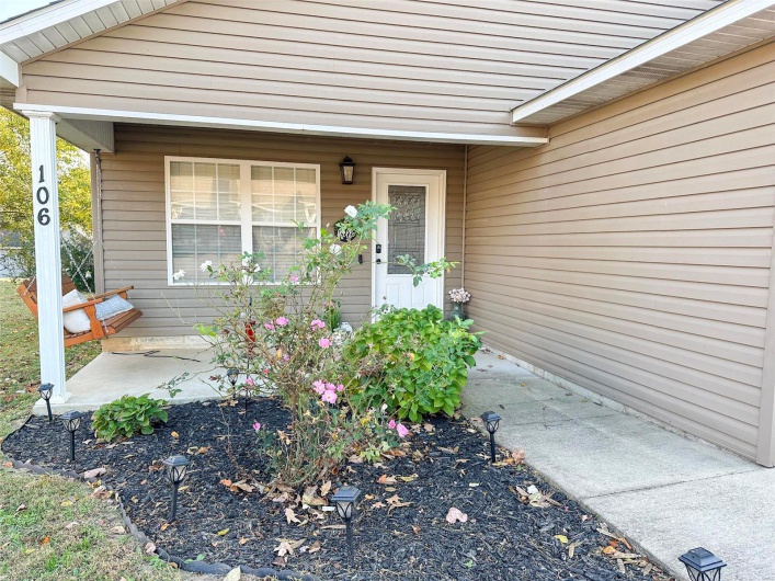 106 Avery Lane, Poplar Bluff, Missouri 63901, 3 Bedrooms Bedrooms, 8 Rooms Rooms,2 BathroomsBathrooms,Residential,For Sale,Avery,MAR24068110
