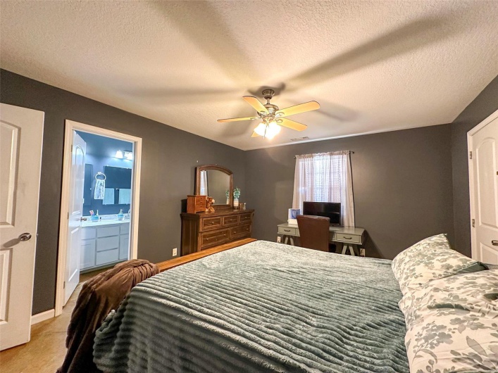 106 Avery Lane, Poplar Bluff, Missouri 63901, 3 Bedrooms Bedrooms, 8 Rooms Rooms,2 BathroomsBathrooms,Residential,For Sale,Avery,MAR24068110
