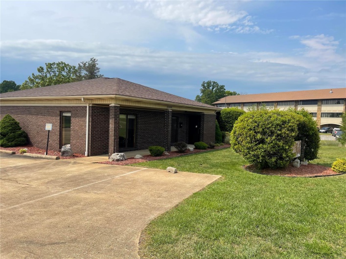 2503 Lucy Lee Parkway, Poplar Bluff, Missouri 63901, ,Commercial Lease,For Sale,Lucy Lee,MAR24026440