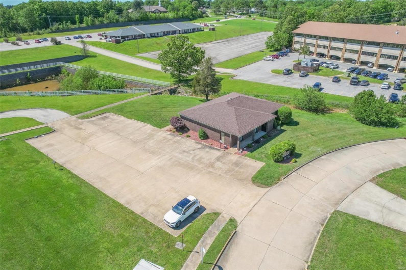 2503 Lucy Lee Parkway, Poplar Bluff, Missouri 63901, ,Commercial Lease,For Sale,Lucy Lee,MAR24026440