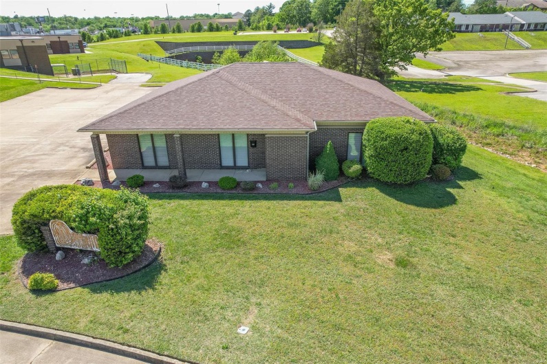 2503 Lucy Lee Parkway, Poplar Bluff, Missouri 63901, ,Commercial Lease,For Sale,Lucy Lee,MAR24026440
