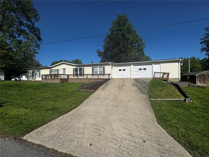 302 5th Street, Scott City, Missouri 63780, 3 Bedrooms Bedrooms, 8 Rooms Rooms,2 BathroomsBathrooms,Residential,For Sale,5th,MAR25031045