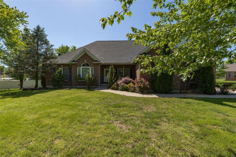 1209 Chestnut Court, Farmington, Missouri 63640, 4 Bedrooms Bedrooms, 9 Rooms Rooms,3 BathroomsBathrooms,Residential,For Sale,Chestnut,MAR25031016