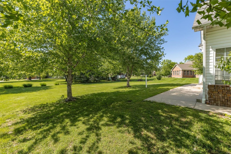 1209 Chestnut Court, Farmington, Missouri 63640, 4 Bedrooms Bedrooms, 9 Rooms Rooms,3 BathroomsBathrooms,Residential,For Sale,Chestnut,MAR25031016