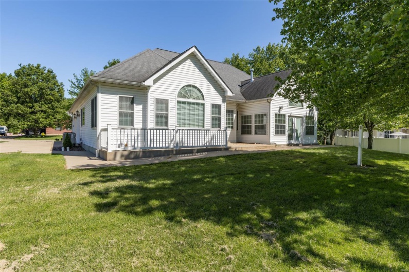 1209 Chestnut Court, Farmington, Missouri 63640, 4 Bedrooms Bedrooms, 9 Rooms Rooms,3 BathroomsBathrooms,Residential,For Sale,Chestnut,MAR25031016