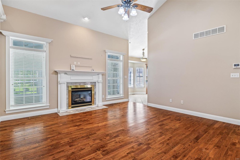 1209 Chestnut Court, Farmington, Missouri 63640, 4 Bedrooms Bedrooms, 9 Rooms Rooms,3 BathroomsBathrooms,Residential,For Sale,Chestnut,MAR25031016