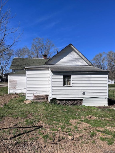 1206 Mulberry Street, Bismarck, Missouri 63624, 3 Bedrooms Bedrooms, 8 Rooms Rooms,1 BathroomBathrooms,Residential,For Sale,Mulberry,MAR25031158