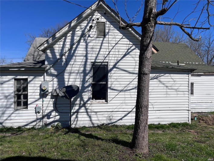 1206 Mulberry Street, Bismarck, Missouri 63624, 3 Bedrooms Bedrooms, 8 Rooms Rooms,1 BathroomBathrooms,Residential,For Sale,Mulberry,MAR25031158
