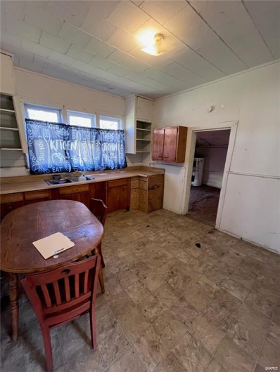 1206 Mulberry Street, Bismarck, Missouri 63624, 3 Bedrooms Bedrooms, 8 Rooms Rooms,1 BathroomBathrooms,Residential,For Sale,Mulberry,MAR25031158
