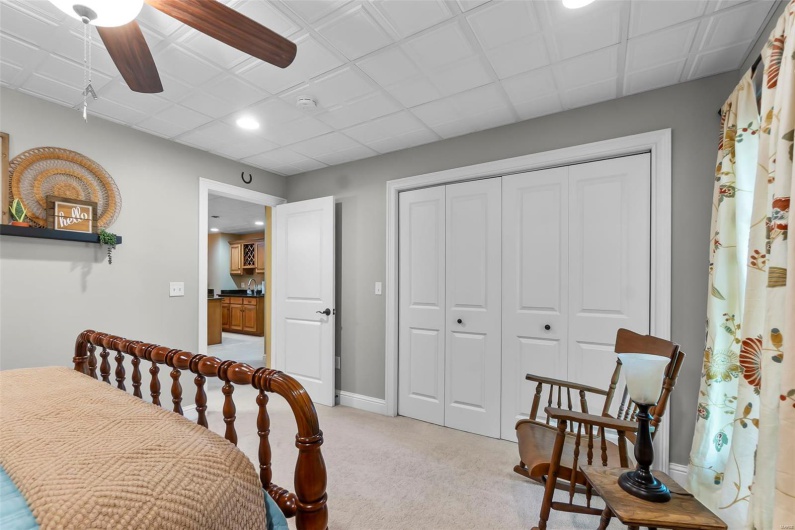 3009 Patriot Drive, Cape Girardeau, Missouri 63701, 3 Bedrooms Bedrooms, 8 Rooms Rooms,3 BathroomsBathrooms,Residential,For Sale,Patriot,MAR25028161