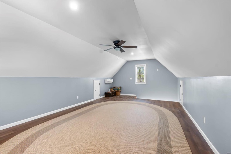 3009 Patriot Drive, Cape Girardeau, Missouri 63701, 3 Bedrooms Bedrooms, 8 Rooms Rooms,3 BathroomsBathrooms,Residential,For Sale,Patriot,MAR25028161