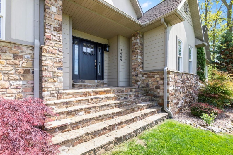 3009 Patriot Drive, Cape Girardeau, Missouri 63701, 3 Bedrooms Bedrooms, 8 Rooms Rooms,3 BathroomsBathrooms,Residential,For Sale,Patriot,MAR25028161